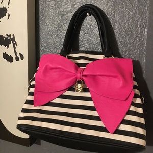 Betsy Johnson purse with bow